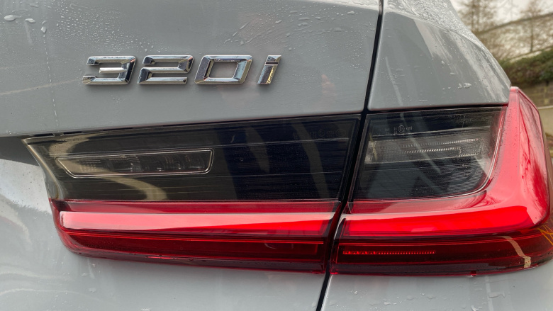 BMW 3 Series 320i M Sport 5dr Step Auto [Pro Pack] Petrol Estate